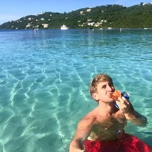 Meet your Posher, Dave